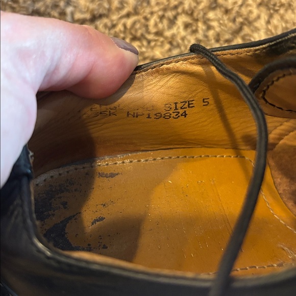 Doc martens. Scuffs seen in photos. Still a lot of wear left. - Picture 9 of 10